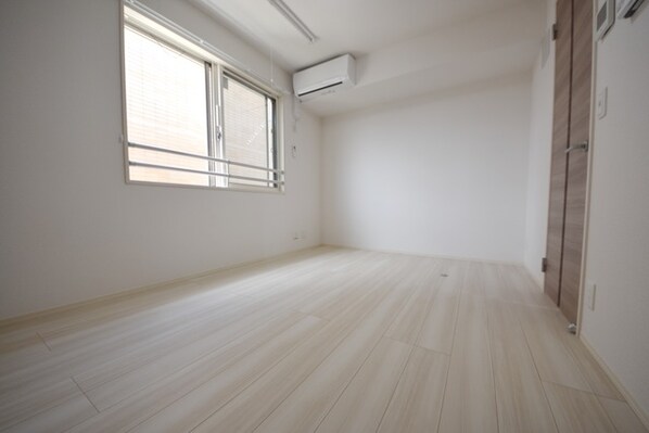 ホワイトヴィラの物件内観写真